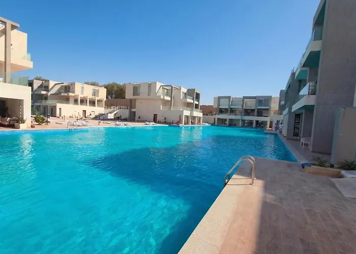 Luxury Infinity Pool View At Maraya, El Gouna Appartamento Hurghada